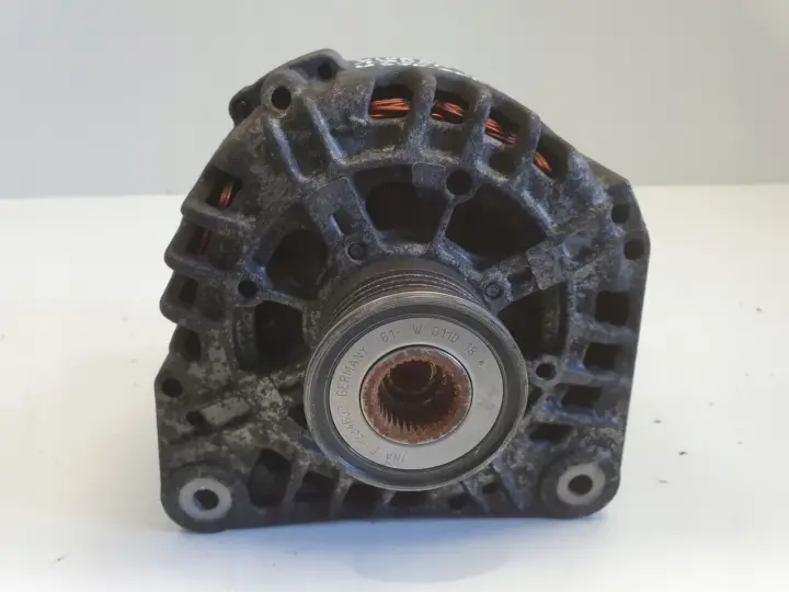 Opel Vivaro 1.9 DCI ALTERNATOR valeo 8200538815