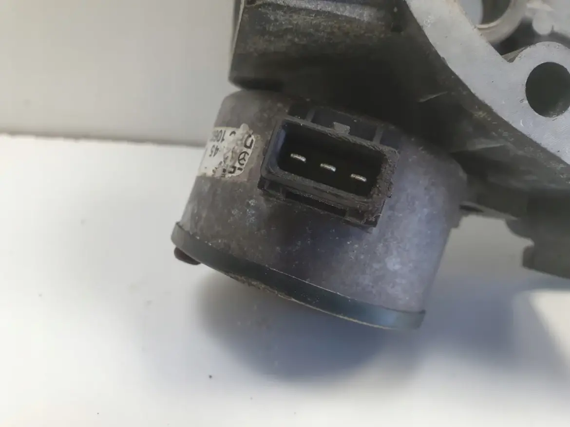 Jaguar XJ X300 4.0 R6 B OBUDOWA ROZRZĄDU pokrywa RNBC2110AA