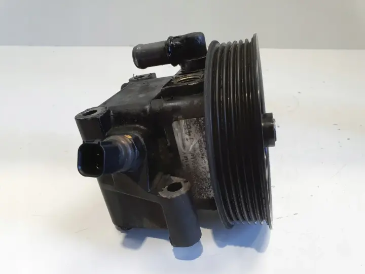 Ford Focus MK2 II 1.6 16V POMPA WSPOMAGANIA 7613955148