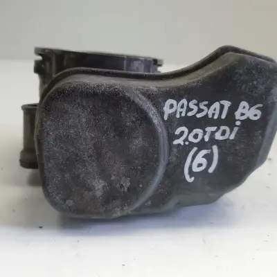 VW Passat B6 2.0 TDI PRZEPUSTNICA 03G128063B