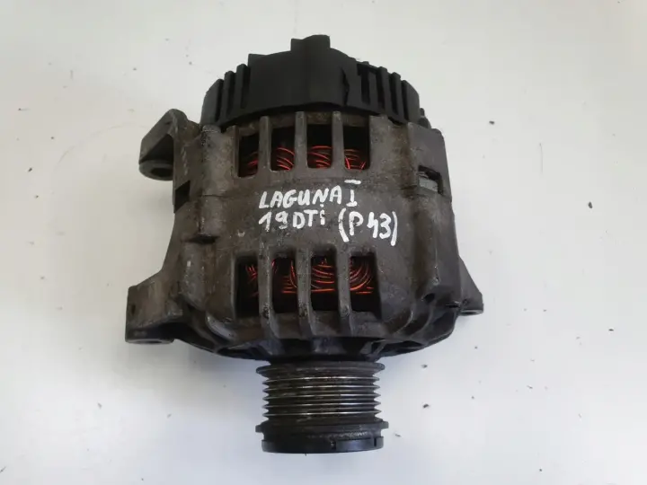 Renault Laguna I 1.9 DTI ALTERNATOR 8200054588 valeo 120A