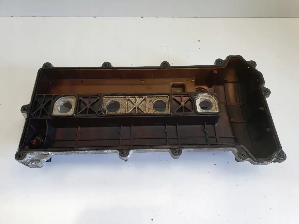 Ford Mondeo MK3 2.0 16V POKRYWA ZAWORÓW 1S7G-6582-AH