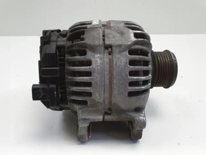 Mitsubishi Lancer VIII 2.0 DID ALTERNATOR bosch 06F903023F 140A
