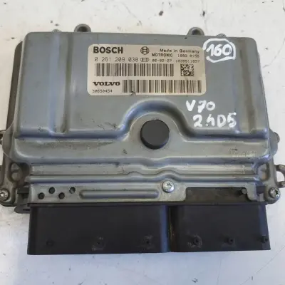 Volvo S40 II V50 2.5 T turbo STEROWNIK SILNIKA komputer 30650454 0261209038