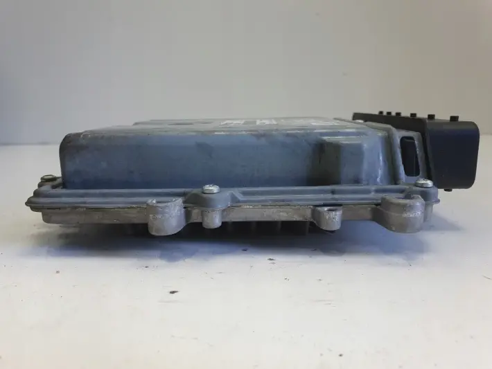 Volvo V40 II 2.0 D3 STEROWNIK SILNIKA komputer 31336983 0281018414