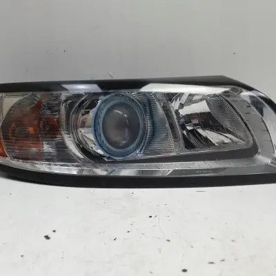 Volvo S40 II V50 LIFT XENON PRZEDNIA LAMPA PRAWA prawy przód 31265699