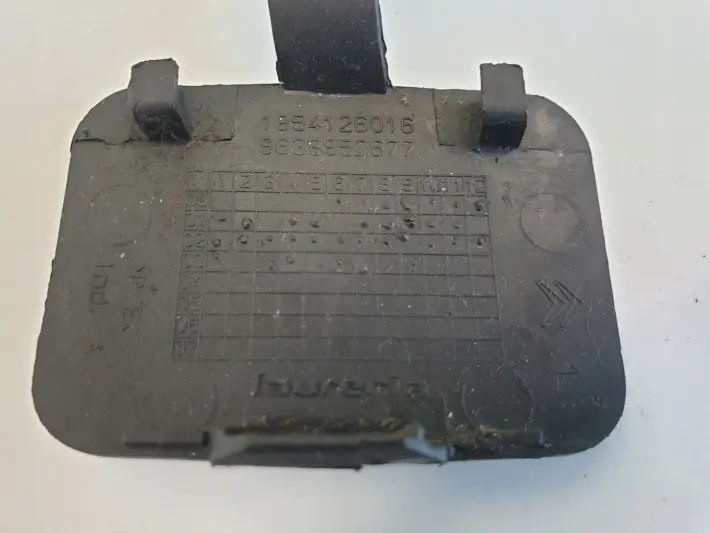 Citroen Xsara Picasso lift ZAŚLEPKA ZDERZAKA haka