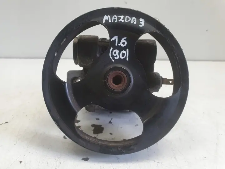 Mazda 3 BK 1.6 16V POMPA WSPOMAGANIA kyb