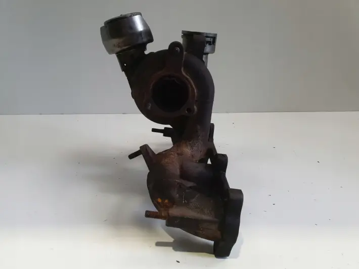 VW Bora 1.9 TDI TURBOSPRĘŻARKA turbo 038253016N AXR 101KM