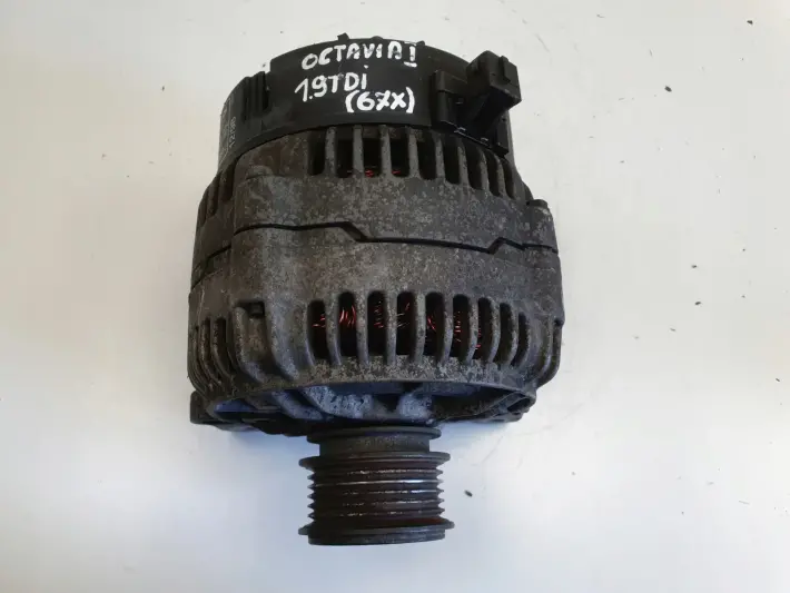 Audi A3 8L Golf IV Octavia I 1.9 TDI ALTERNATOR 0123515021 038903023J 120A