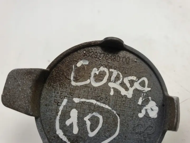 Opel Corsa F ZAŚLEPKA ZDERZAKA HAKA tył 9829776480