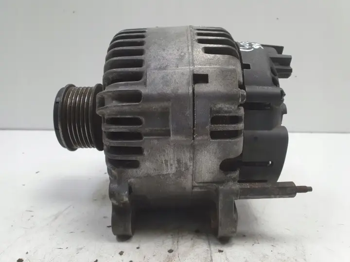 VW Passat B6 2.0 TDI ALTERNATOR valeo 021903026L 180A