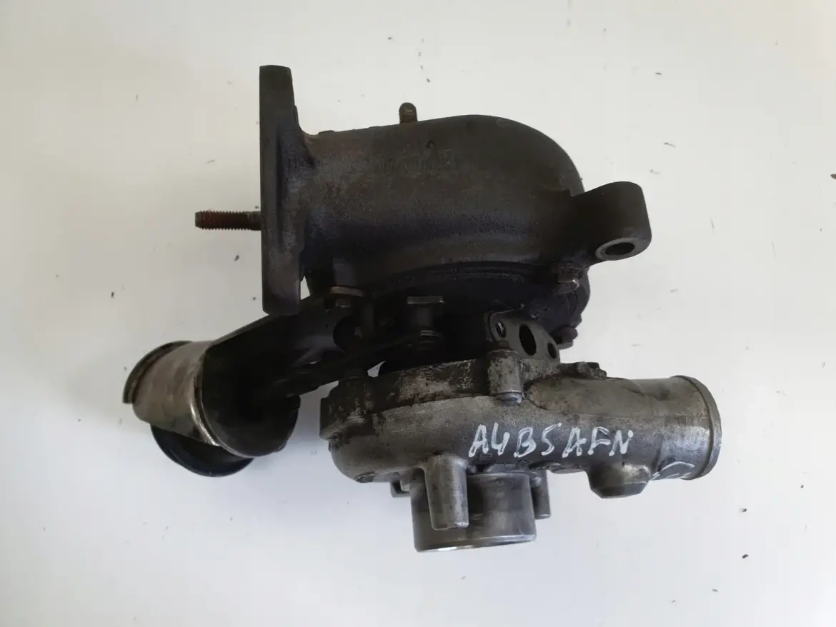Audi A4 B5 1.9 TDI TURBOSPRĘŻARKA turbo 028145702C
