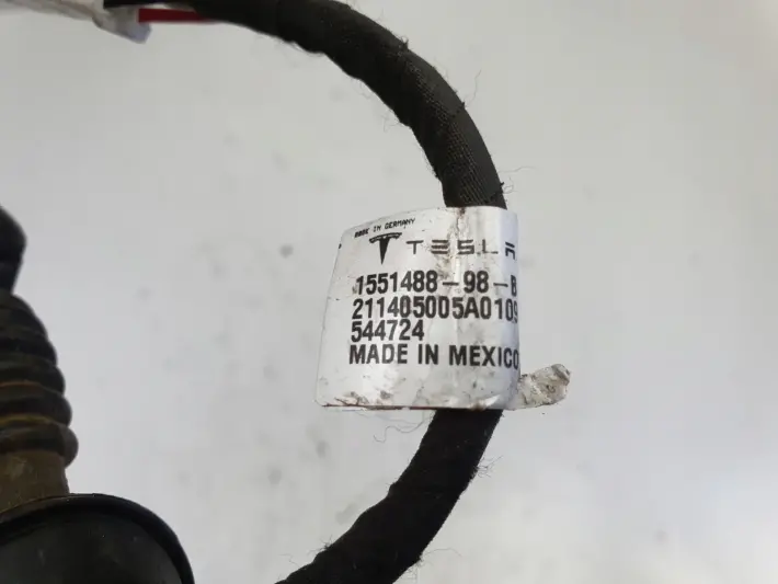 Tesla Model 3 III ELEKTRYCZNY SIŁOWNIK KLAPY BAGAŻNIKA Teleskop 1551488