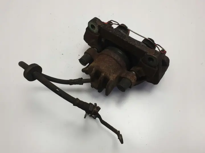 Volvo S80 2.8 T6 PRAWY PRZEDNI ZACISK HAMULCOWY