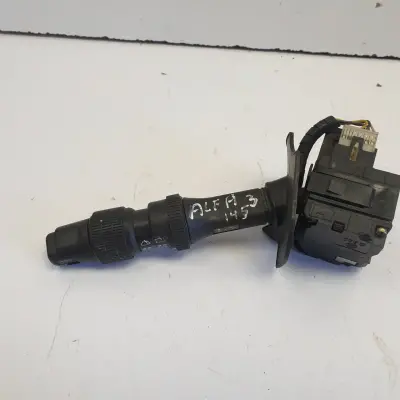 Alfa Romeo 145 MANETKA WYCIERCZEK przełącznik