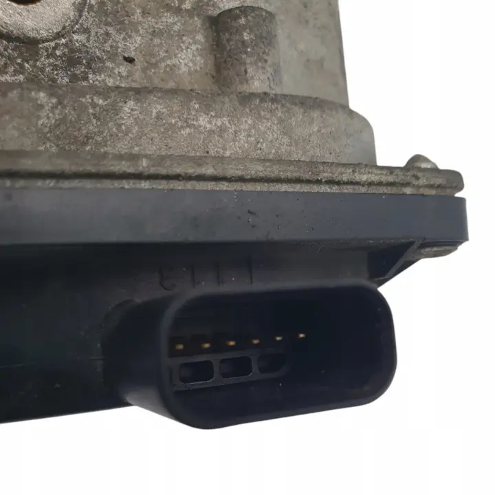b14b1873d8f71772f34ec1c51c862edb