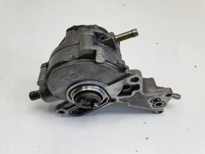 Audi A4 B7 1.9 TDI POMPA VACUM wakum 038145209A