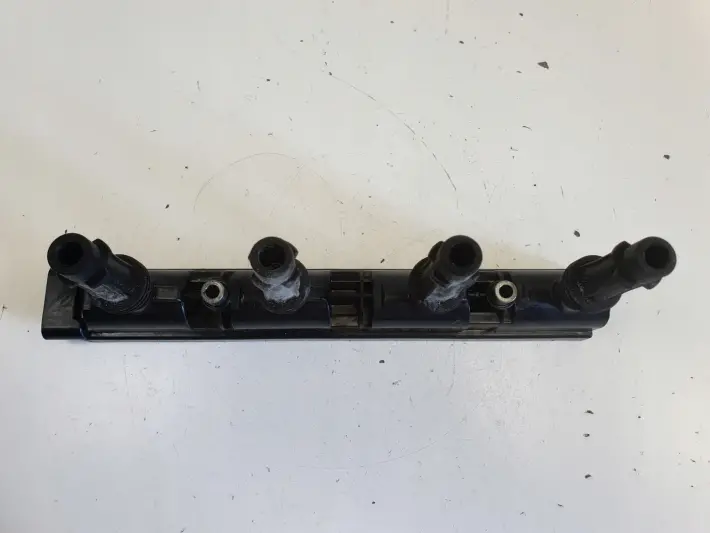 Opel Corsa D 1.4 16V CEWKA ZAPŁONOWA GN10401 delphi