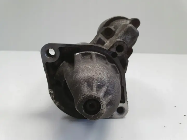 BMW E90 E91 2.0 D ROZRUSZNIK bosch 0001115046