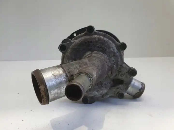 Mini One R50 R53 1.6 16V POMPA WODY 04693095AB