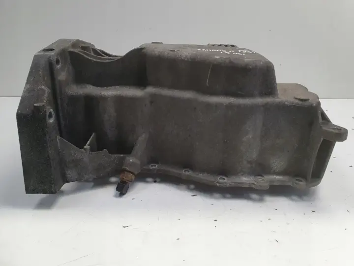 Renault Megane Scenic II III 1.5 DCI MISKA OLEJOWA Oleju 8200318813