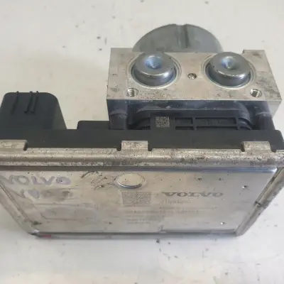 Volvo V90 II POMPA ABS Sterownik P31445476