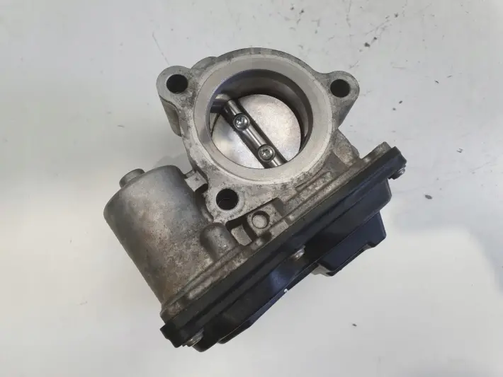 Ford Focus MK3 1.0 EcoBoost PRZEPUSTNICA CM5G-9F991-FA