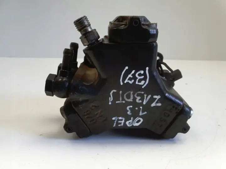 Opel Corsa D 1.3 CDTI POMPA WTRYSKOWA paliwa 0445010138