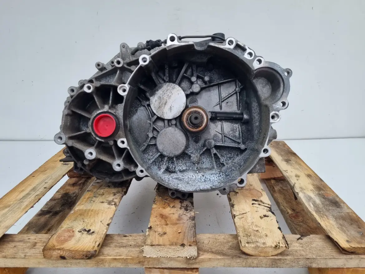 Volvo S60 II V60 2.0 D3 SKRZYNIA BIEGÓW manualna DG9R-7002-LA 1285121