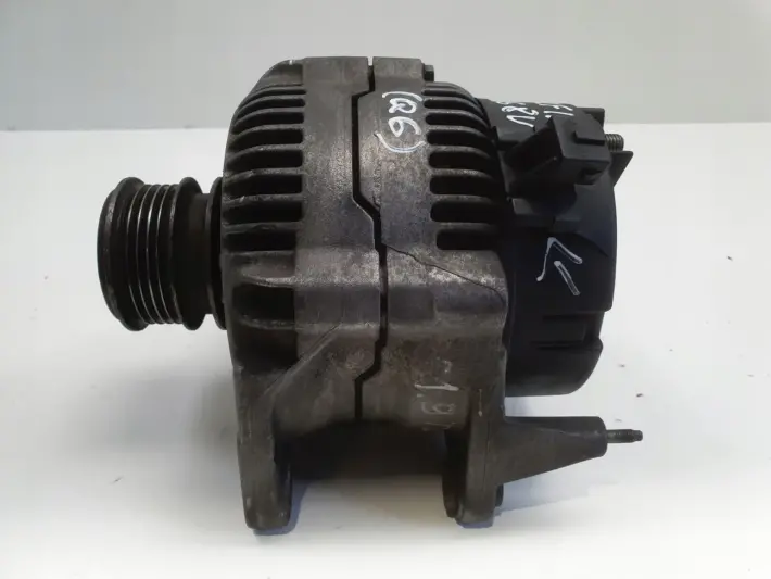 VW Golf III 1.6 ALTERNATOR 028903025H bosch 70A