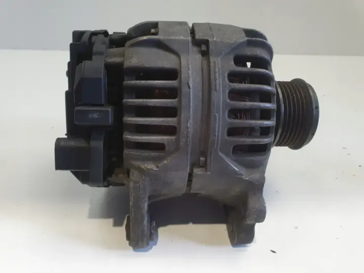 VW Polo IV 1.4 TDI ALTERNATOR bosch 045903023 90A