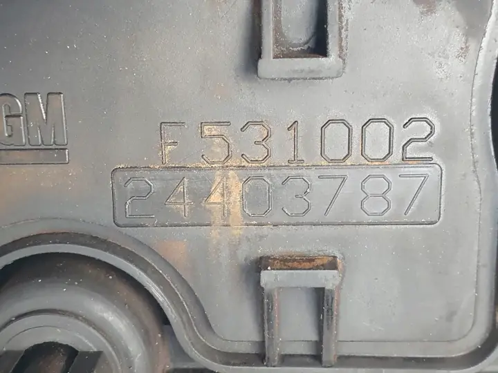 4b6987fd98e9a825b6c5d580f130633e