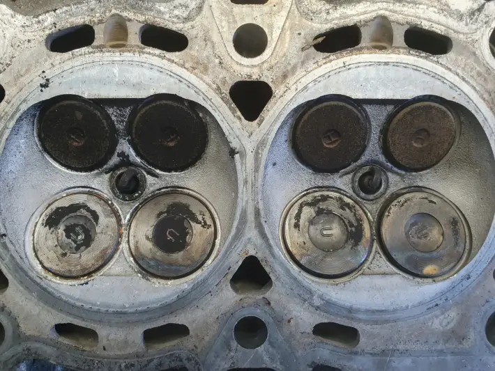 Ford Focus MK2 II 1.6 16V GŁOWICA CYLINDRÓW 7S7G-6090-CB