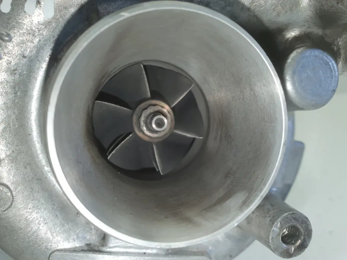 Audi A6 C5 1.9 TDI TURBOSPRĘŻARKA turbo 028145702H