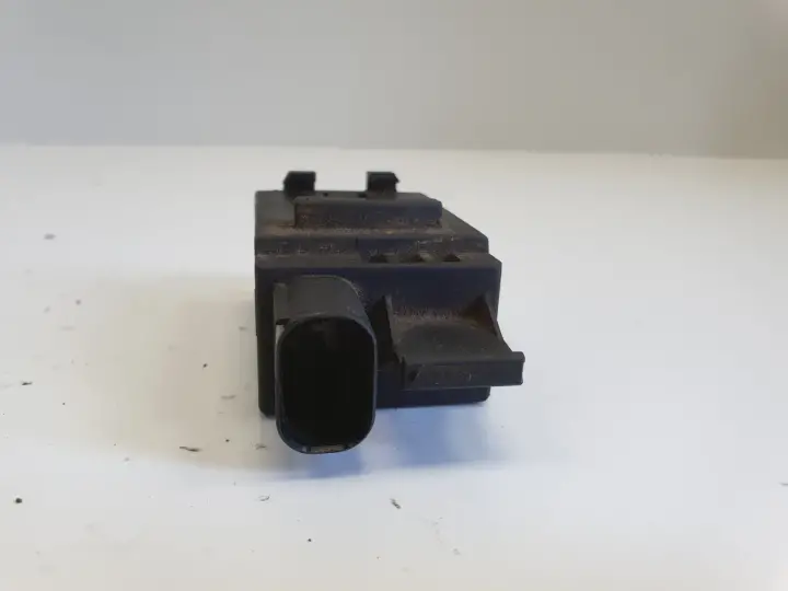Range Rover III L322 4.4 V8 CZUJNIK POWIETRZA auc 8391470