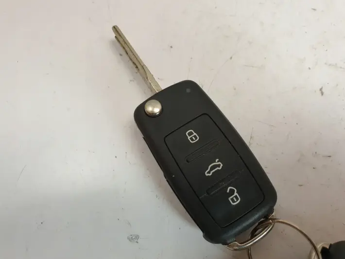 VW Golf VI Jetta Polo Touran KLUCZYK PILOT oryg