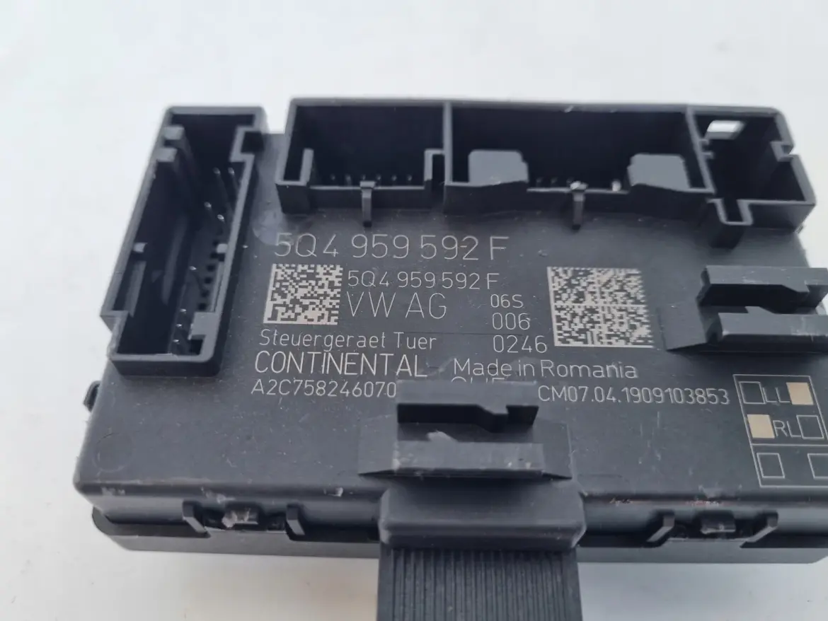 Audi Vw Skoda MODUŁ STEROWNIK Drzwi 5Q4959592F