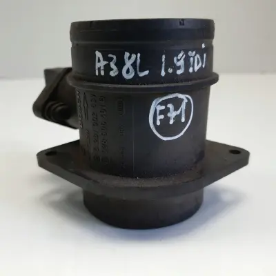 Audi A3 8L 1.9 TDI PRZEPŁYWOMIERZ POWIETRZA 0281002531 038906461B