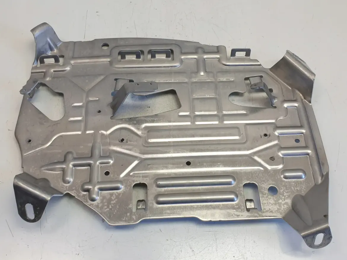 Mercedes W207 C207 A207 MOCOWANIE PŁYTA Stelaż