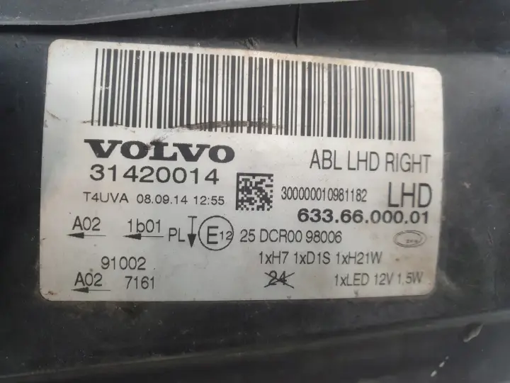 Volvo S80 II V70 III XC70 II LIFT PRZEDNIA LAMPA PRAWA PRAWY PRZÓD 31420014