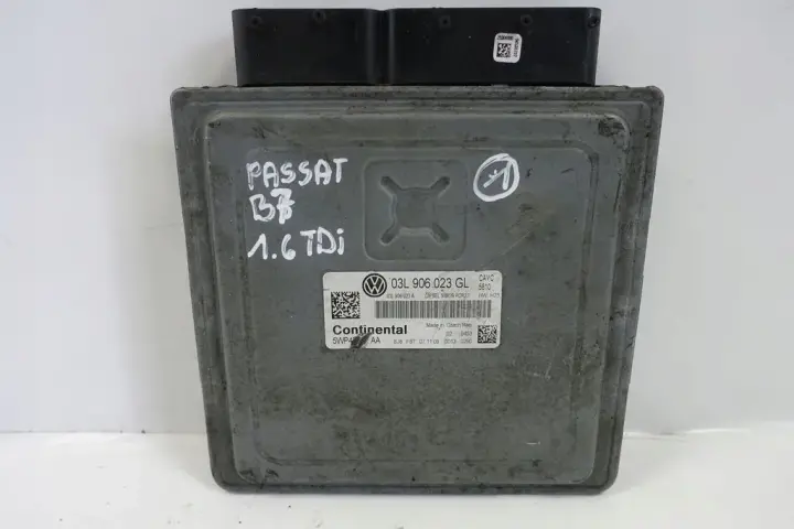 ff78f45cf4a6925d19f9b2e24eb15f03