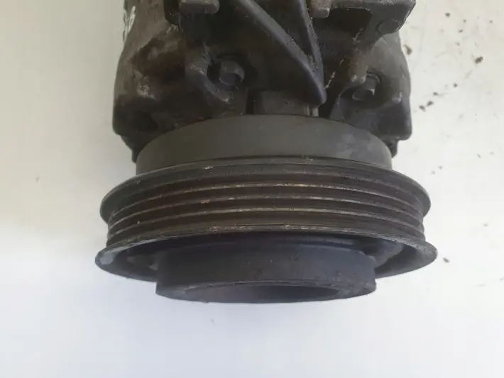 VW Passat B5 1.9 TDI SPRĘŻARKA KLIMATYZACJI pompa 8D0260808