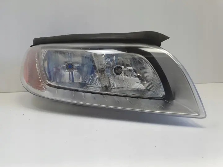 Volvo S80 II V70 III 07-13r PRZEDNIA LAMPA PRAWA prawy przód EURO 31214352