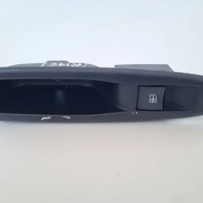 Renault Megane IV Clio IV PRZEŁĄCZNIK SZYB panel włącznik prawy 829507217R