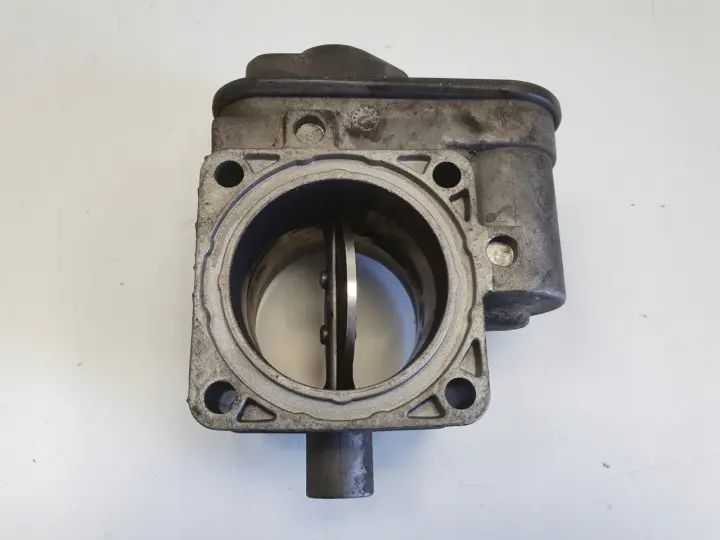 VW Golf IV 1.9 SDI PRZEPUSTNICA 038128063C