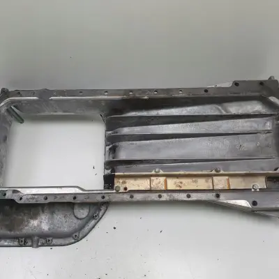 Mercedes W126 C126 5.6 V8 560 SEC MISKA OLEJOWA oleju