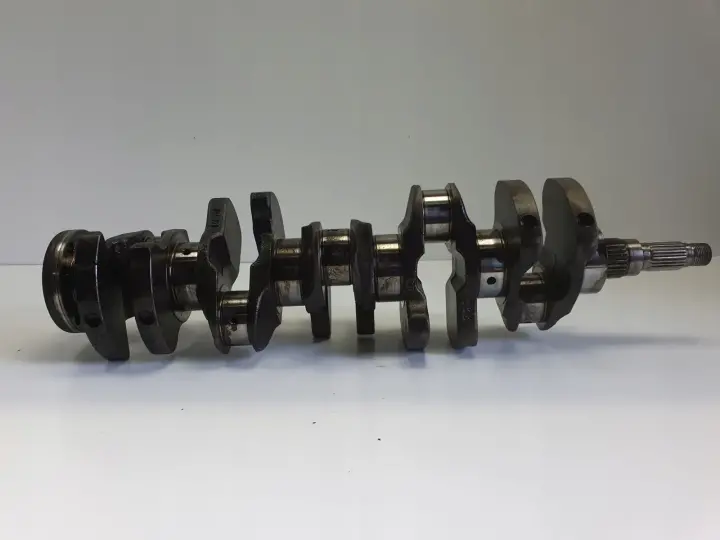 Volvo XC90 2.4 D5 163 KM WAŁ KORBOWY