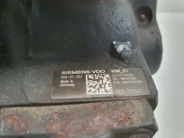 Ford S-Max 2.0 TDCI POMPA WTRYSKOWA paliwa 9685705080