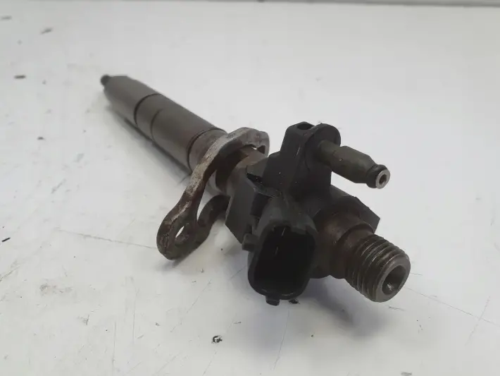 Volvo S80 II V70 III S40 II V60 XC60 2.4 D5 WTRYSKIWACZ wtrysk 0445116016
